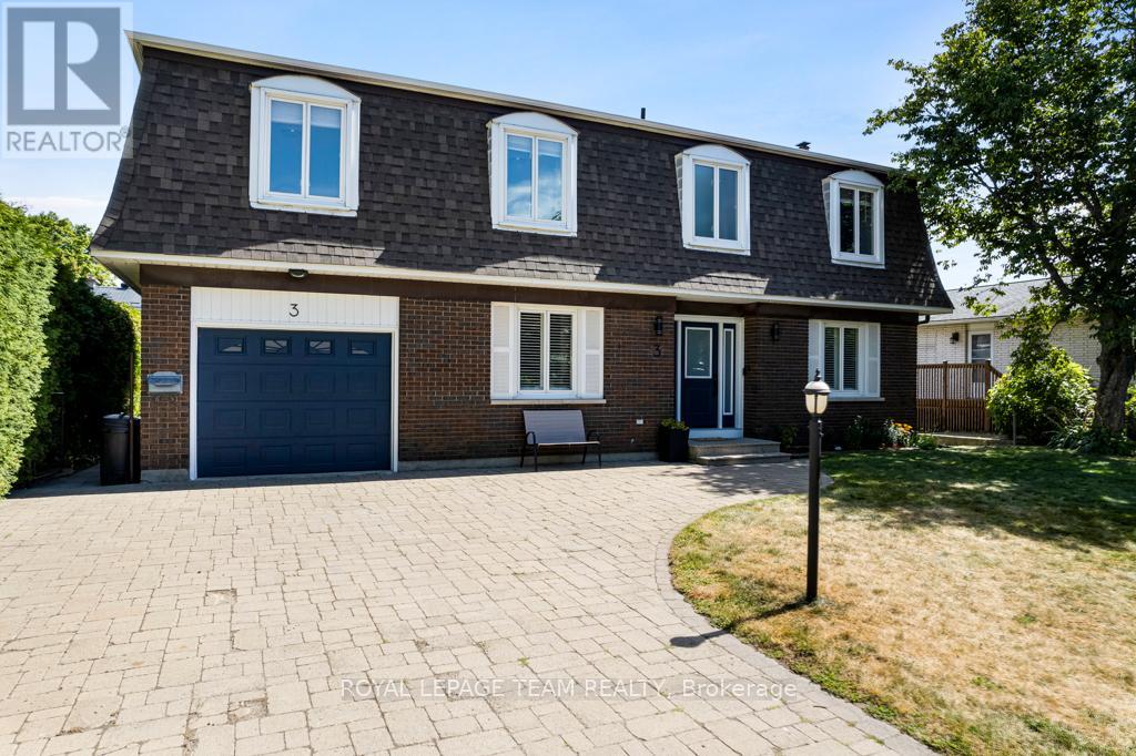 3 ROBERTA CRESCENT