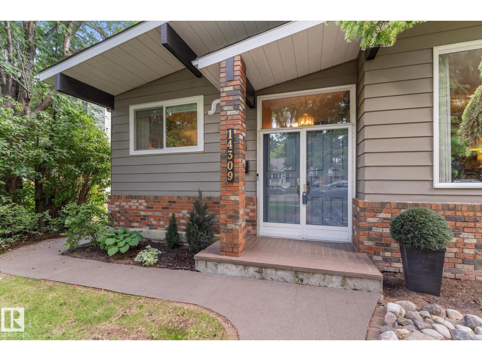 14309 101 AV NW
