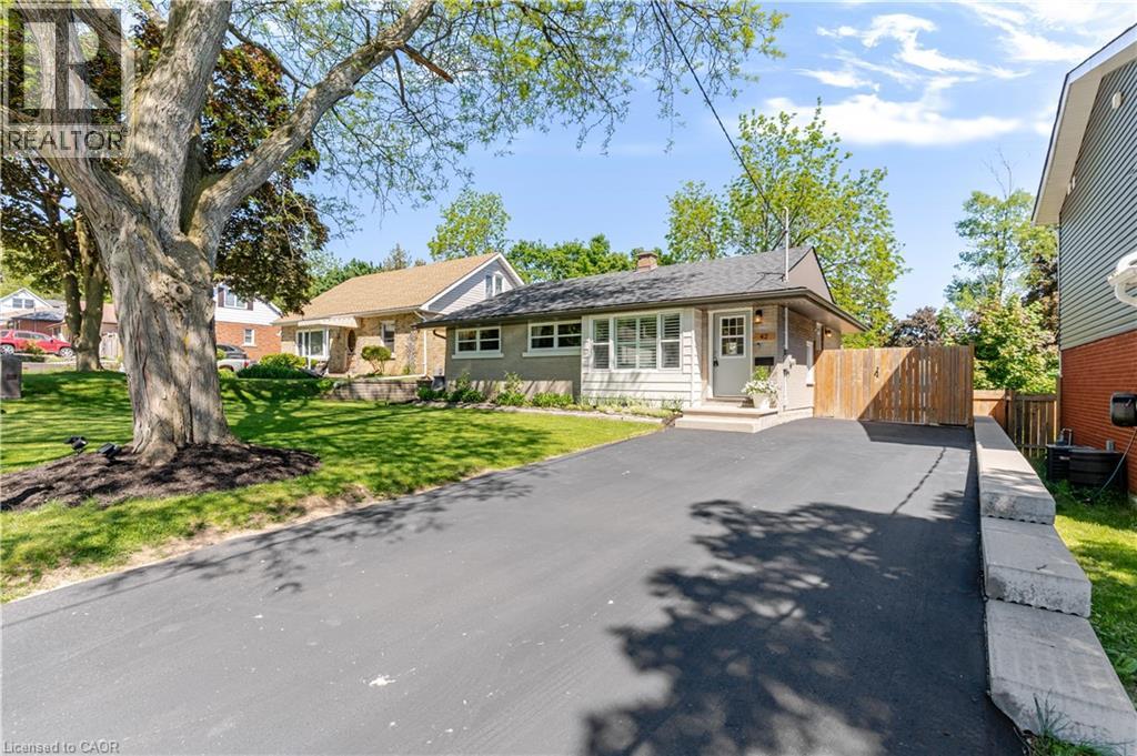 42 FOURTH Avenue