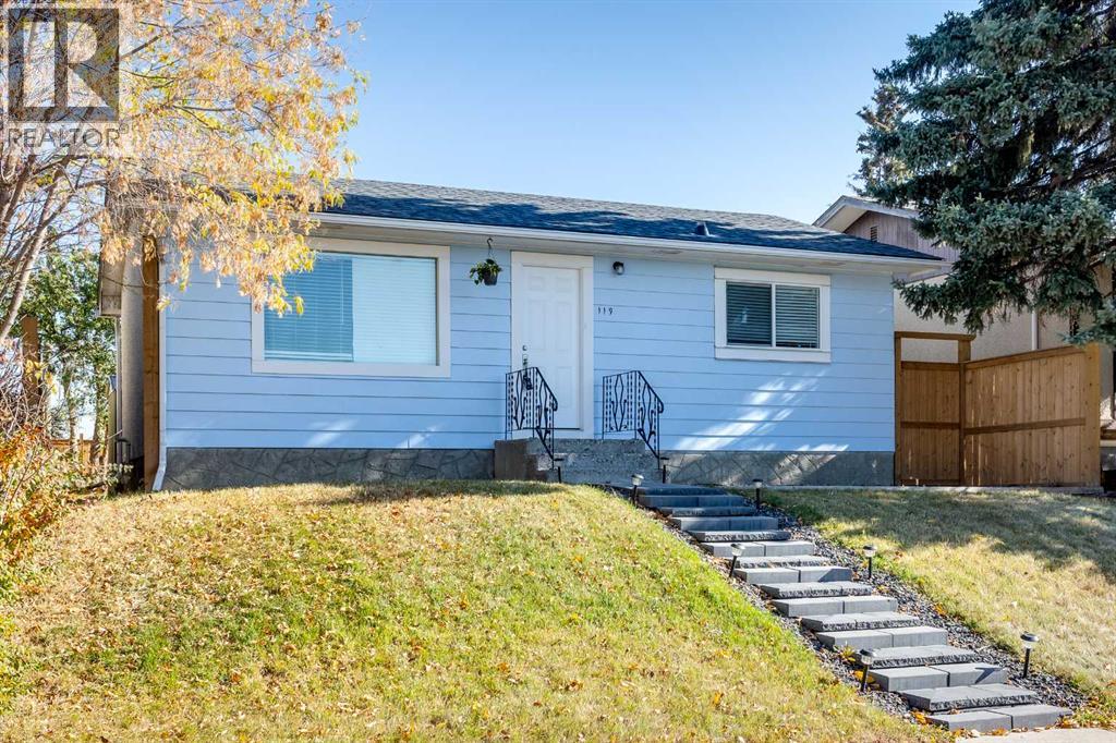 119 Maranda Close NE