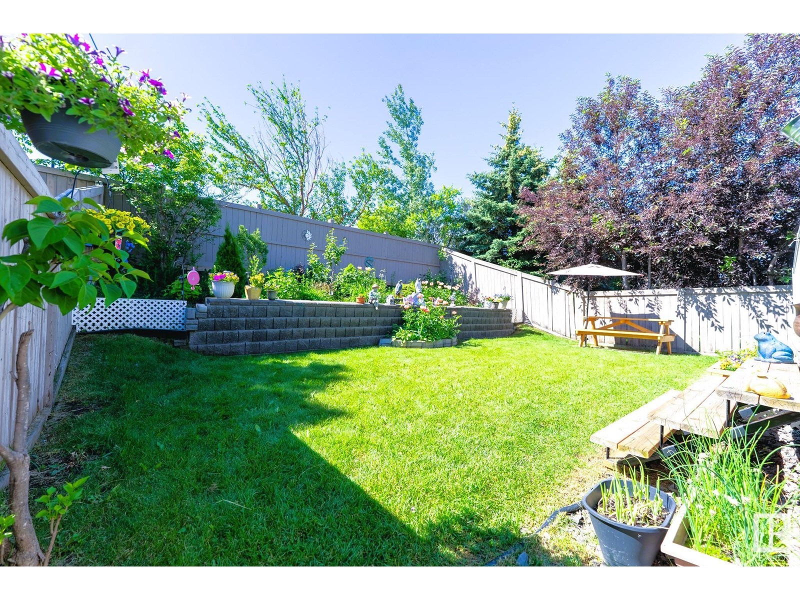 124 NEWCASTLE CR
