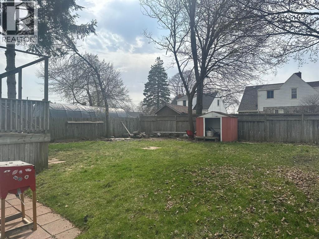 338 Collingwood STREET