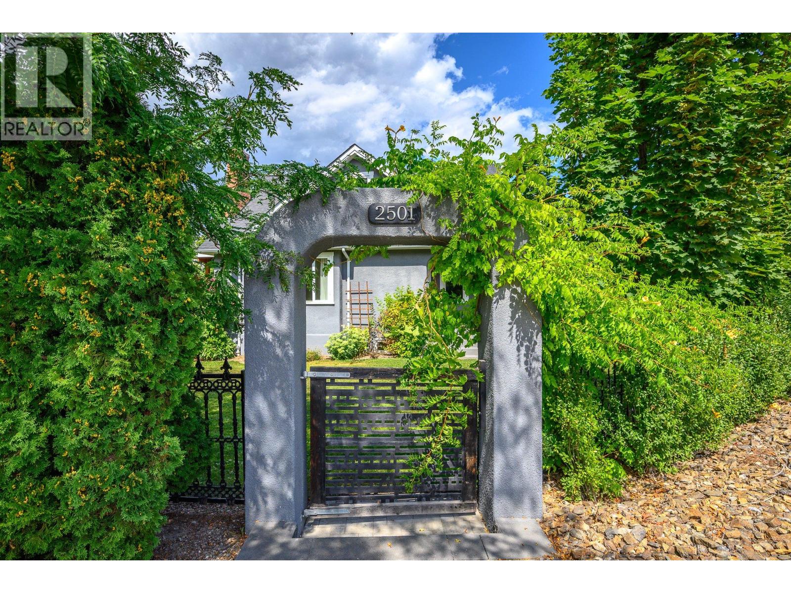 2501 30 Avenue