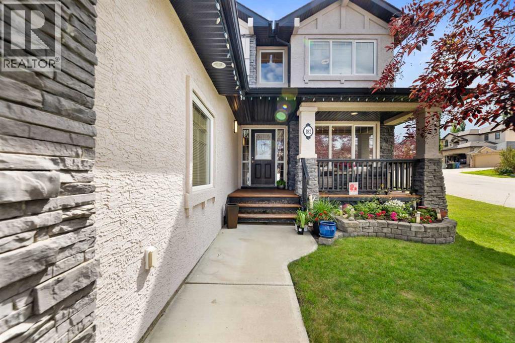 182 Sienna Park Drive SW