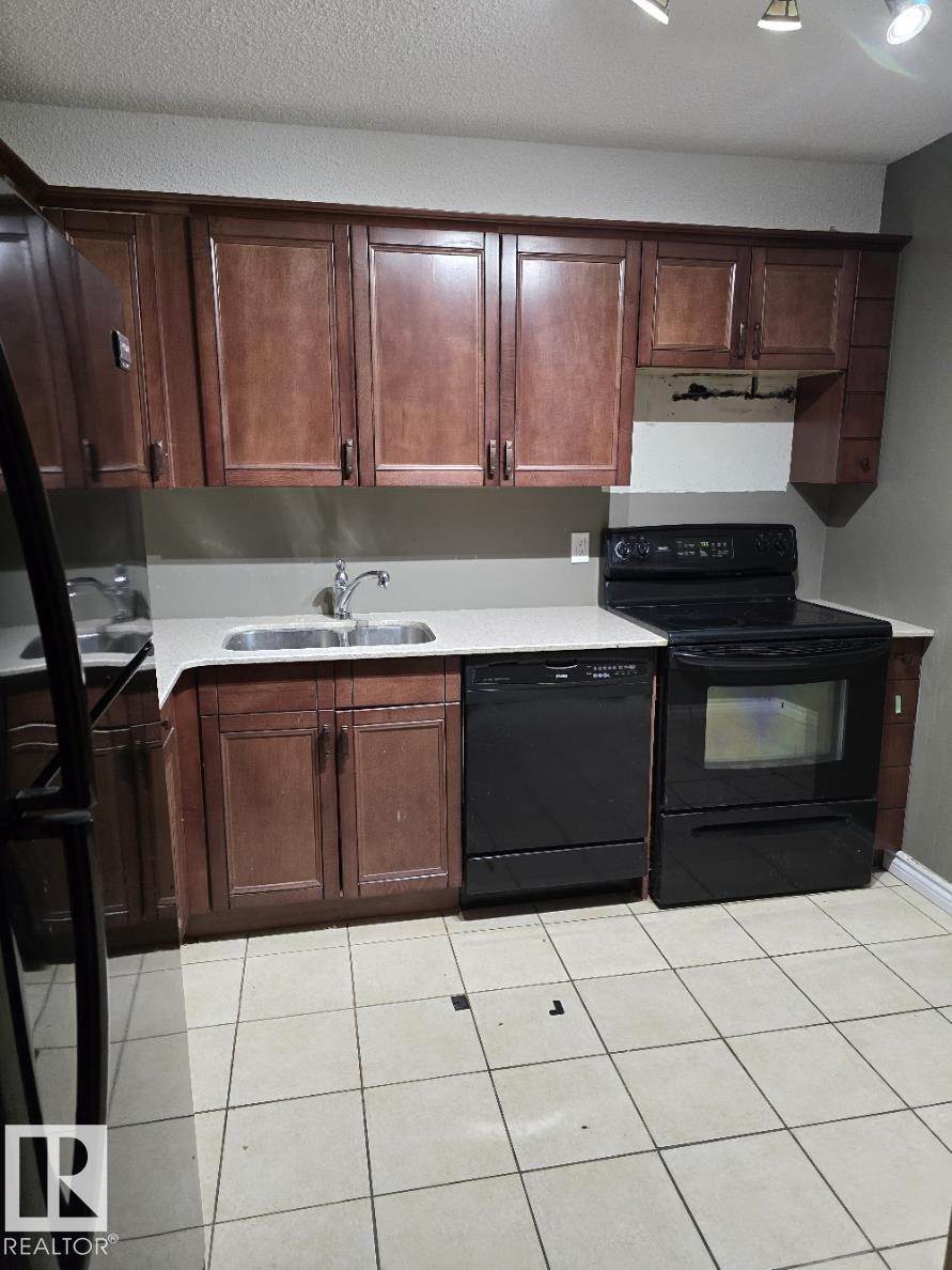 #601 9929 113 ST NW
