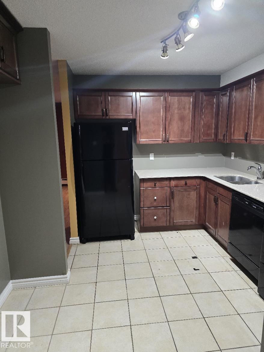 #601 9929 113 ST NW