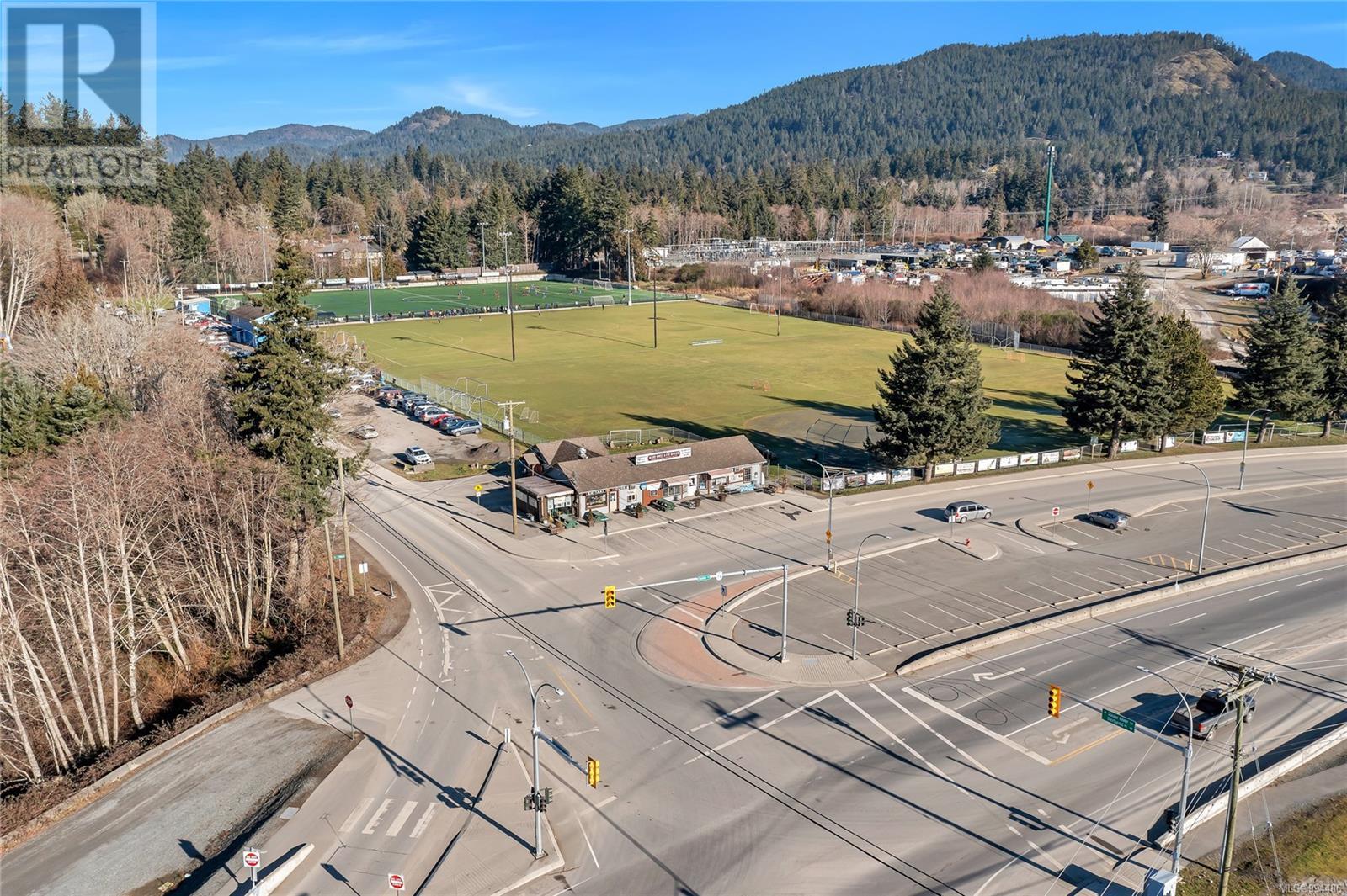 6250 Sooke Rd