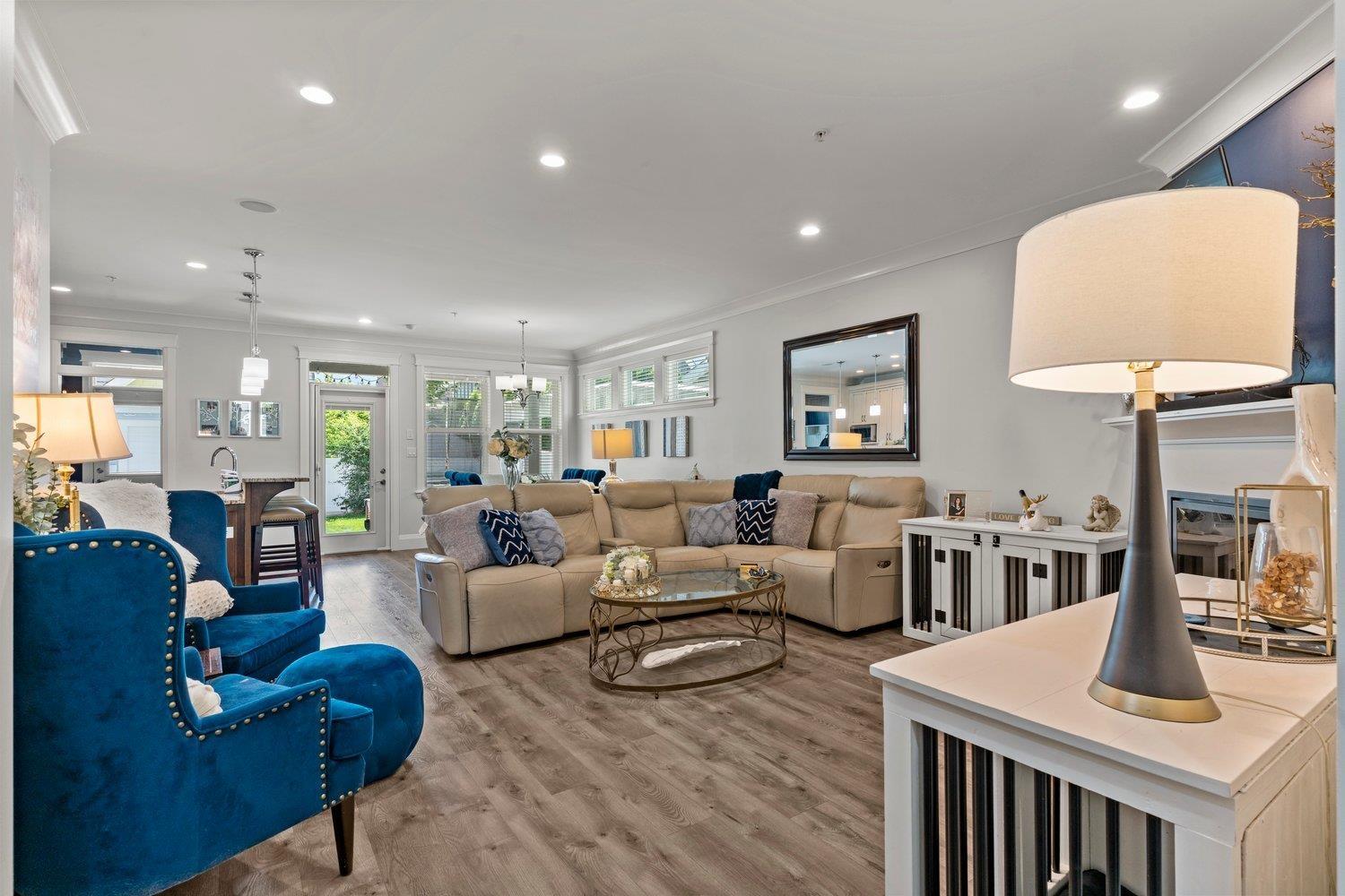 2 45234 NICOMEN CRESCENT|Garrison Crossing