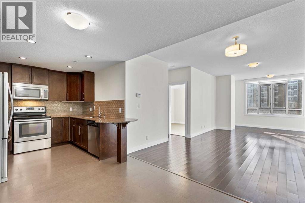 310, 16 Varsity Estates Circle NW