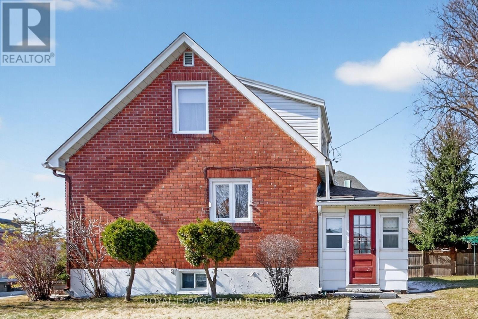 591 CHURCHILL AVENUE N