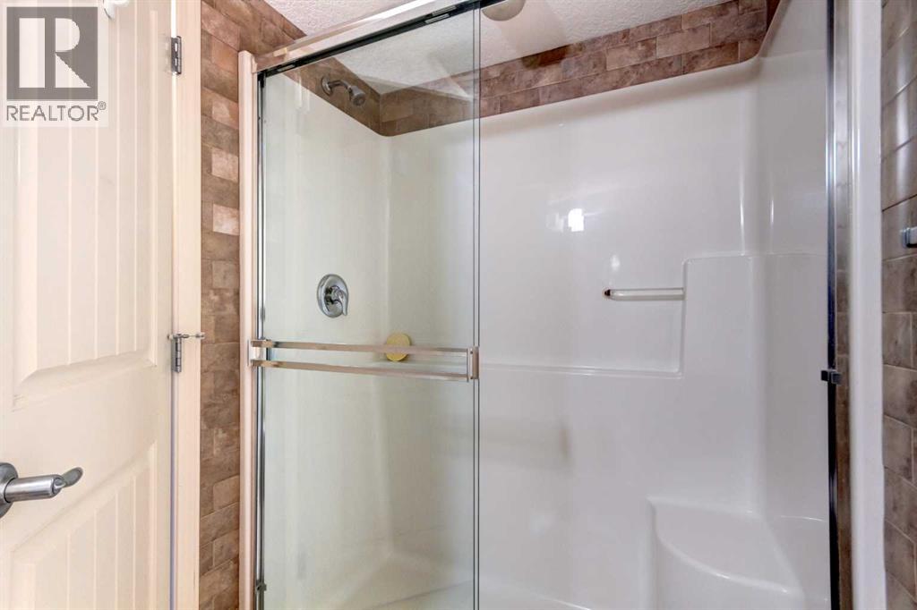 102, 304 Cranberry Park SE