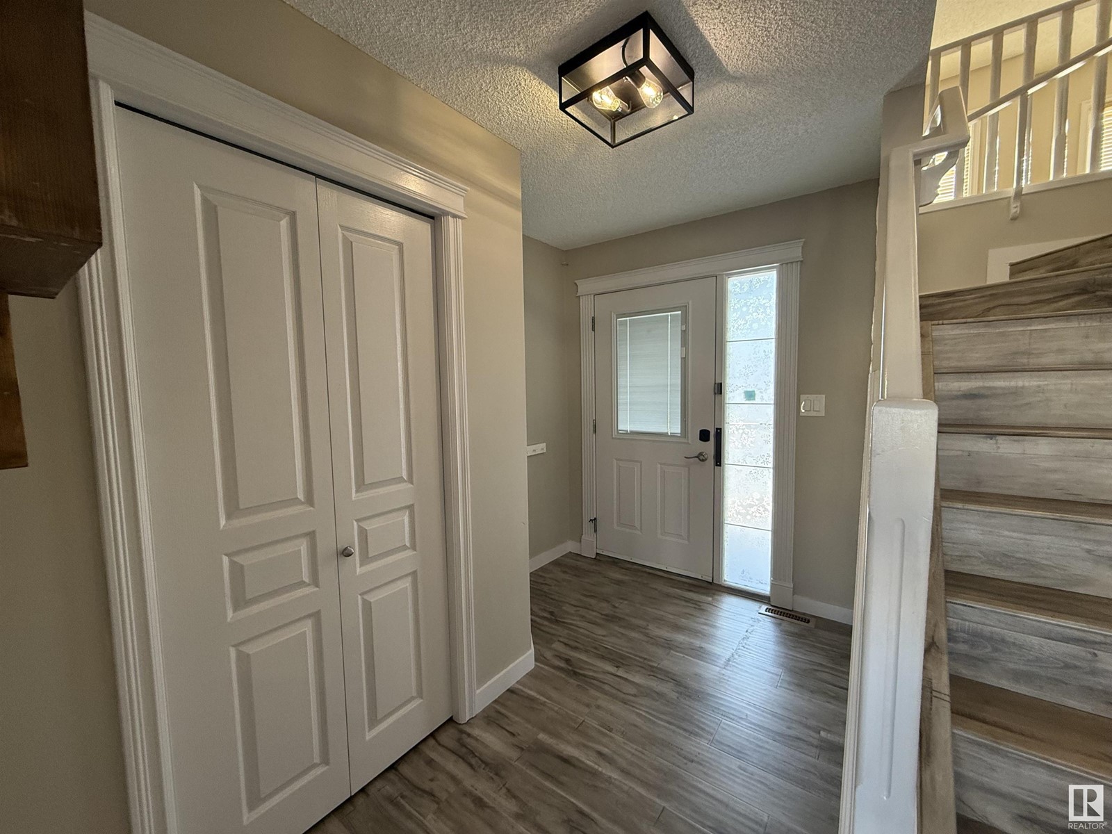 1634 HODGSON CO NW