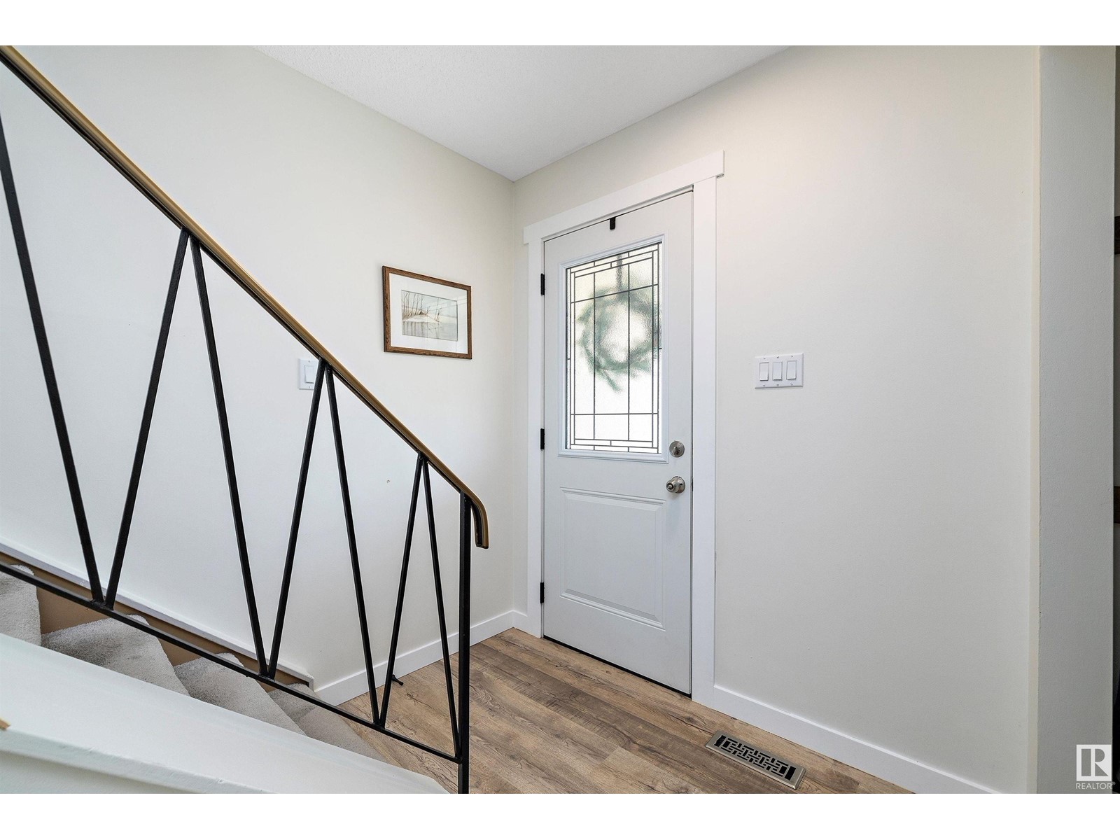 4722 127B AV NW