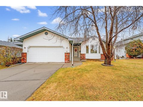 60 HIGHLAND WY Sherwood Park AB T8A5K1