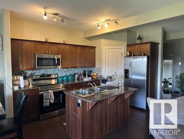 #7 15151 43 ST NW