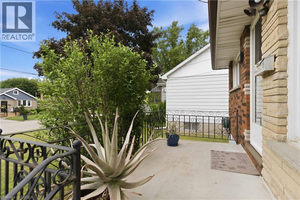 398 SHERIDAN Street