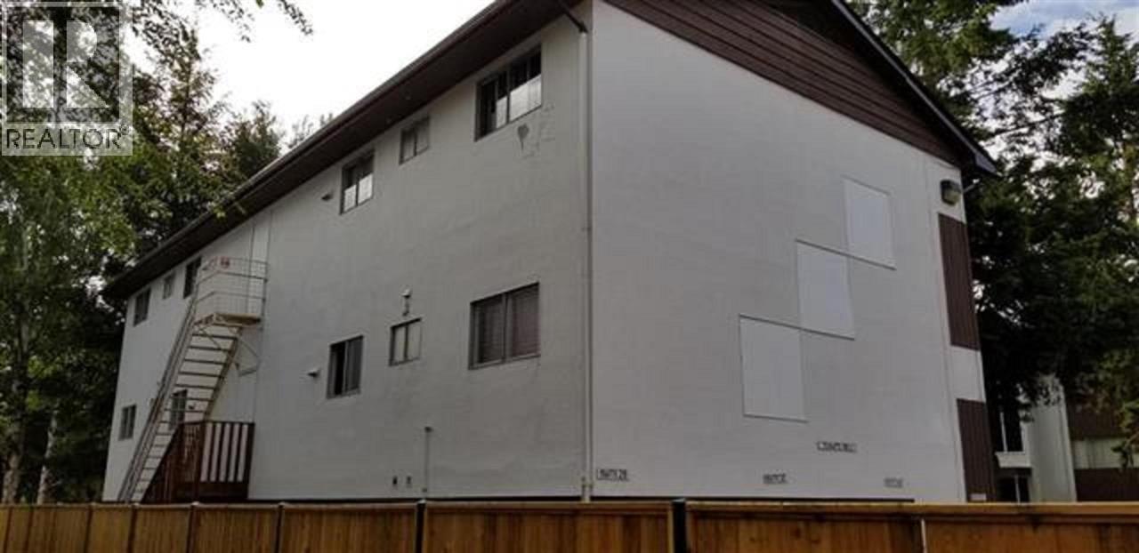 1621-1699 INGLEDEW STREET