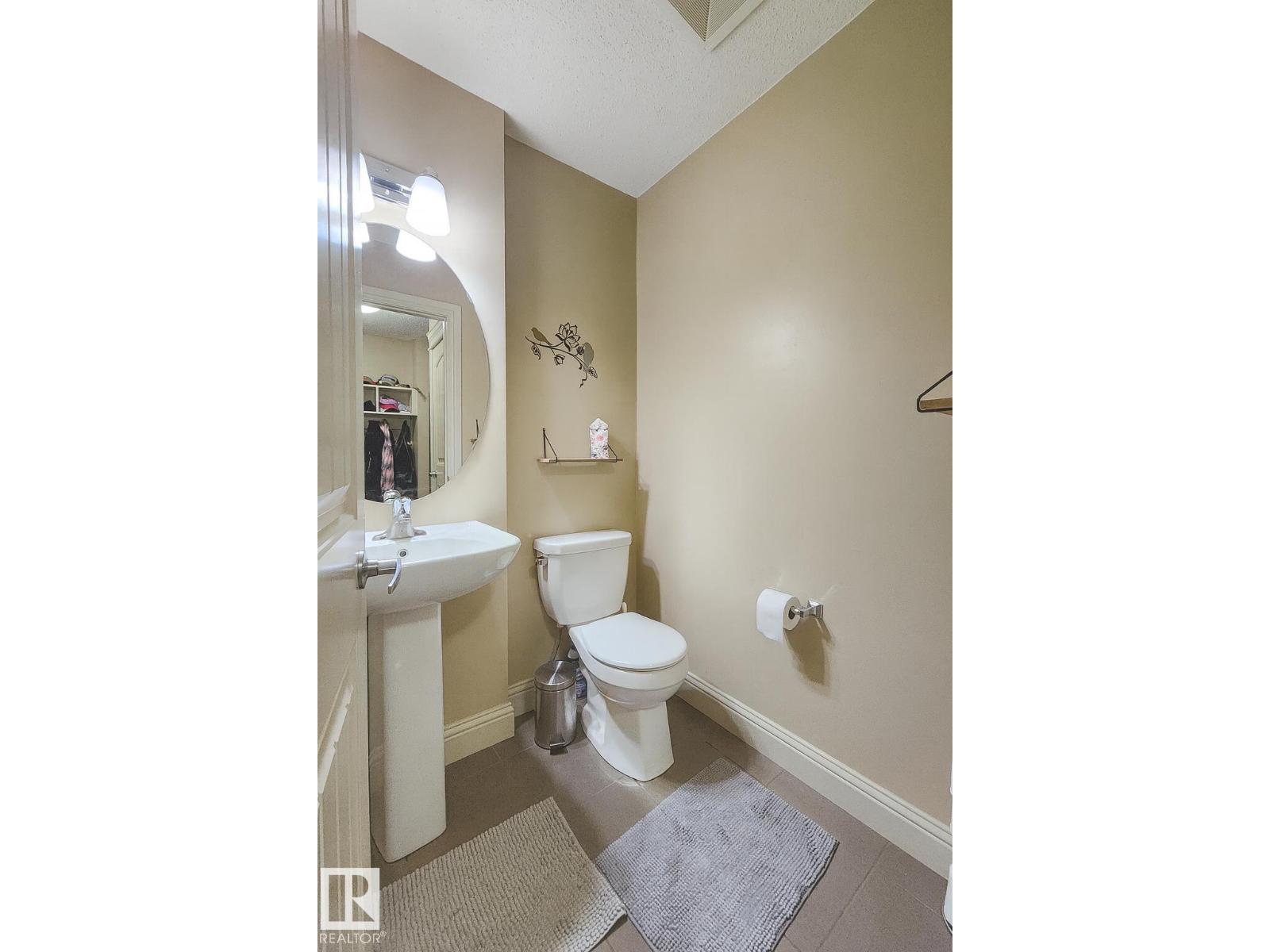 6109 13 AV SW