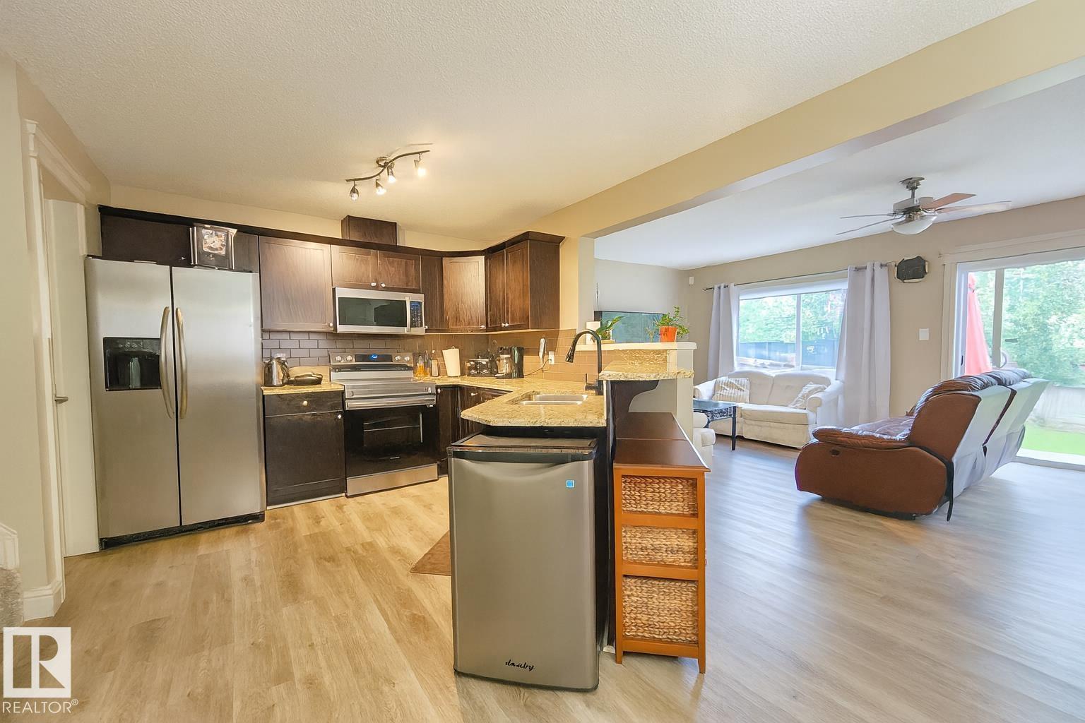 6109 13 AV SW