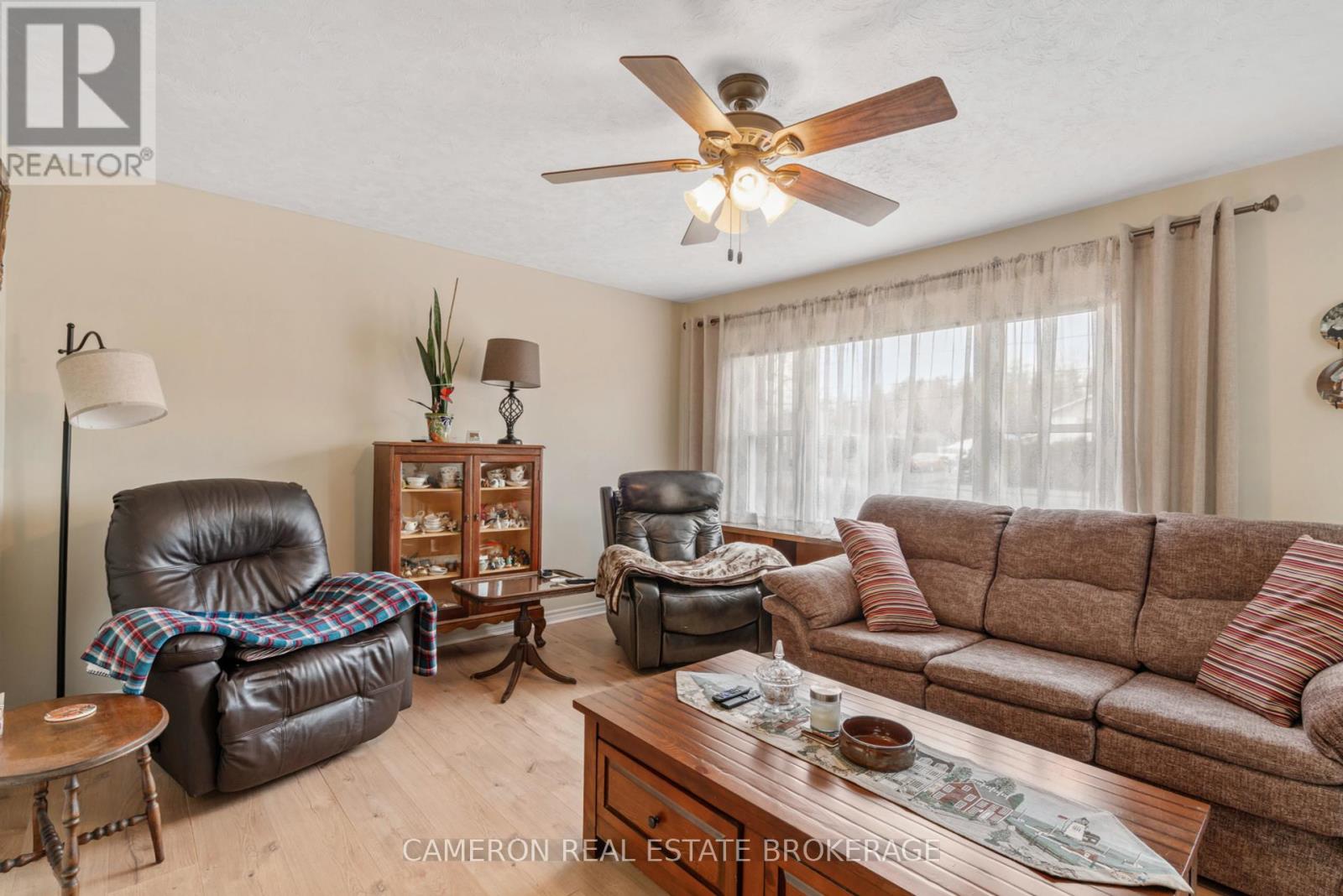 17370 COUNTY 44 (HEADLINE) ROAD E