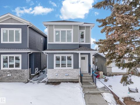10938 157 ST NW Edmonton AB T5P4Y2