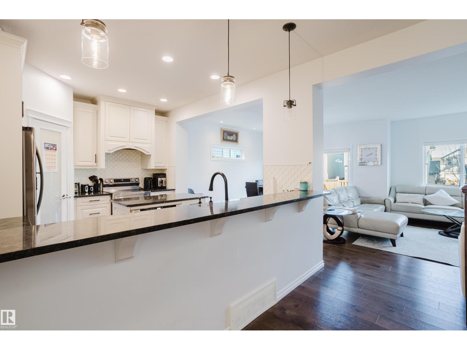 17539 61 ST NW