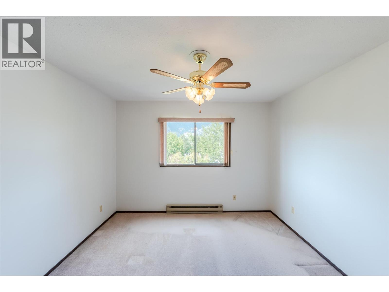 150 Skaha Place Unit# 416