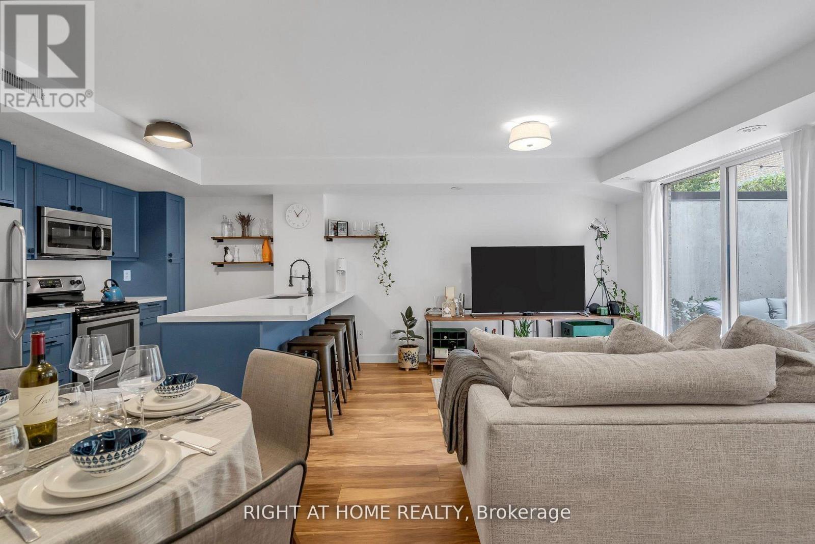 146 - 12 FOUNDRY AVENUE