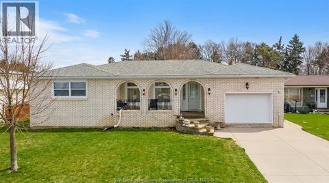 12 BENNIE AVENUE Leamington ON 