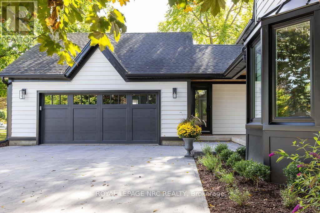12 SCOTTDALE COURT