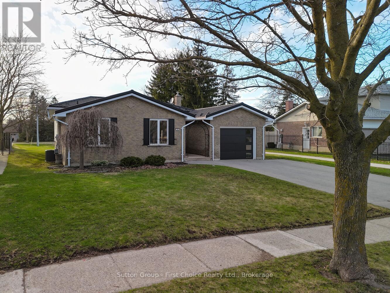 70 BEDFORD DRIVE