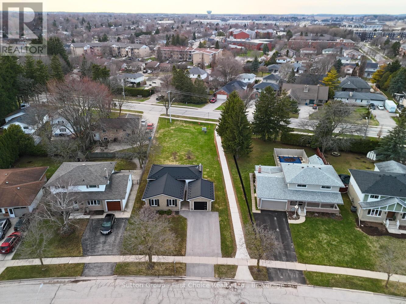 70 BEDFORD DRIVE