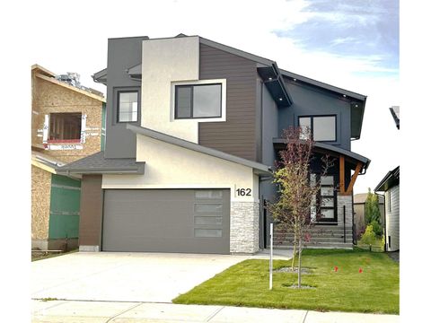 162 EDGEWATER CI Leduc AB T9E1K5