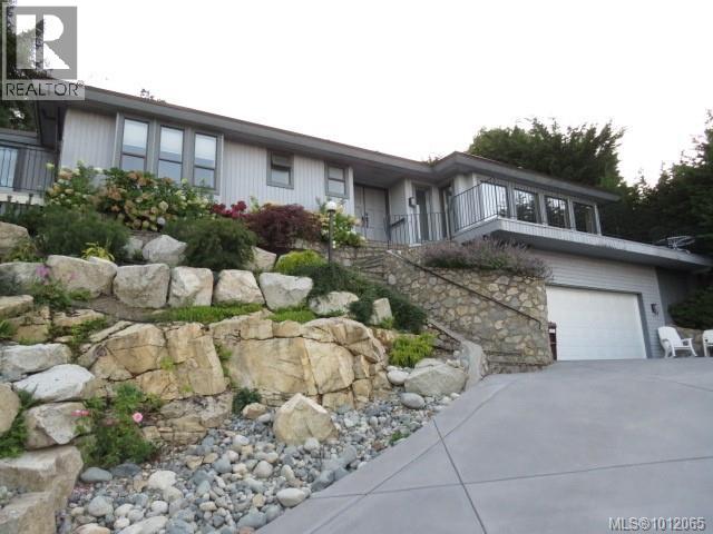 8870 Forest Park Dr
