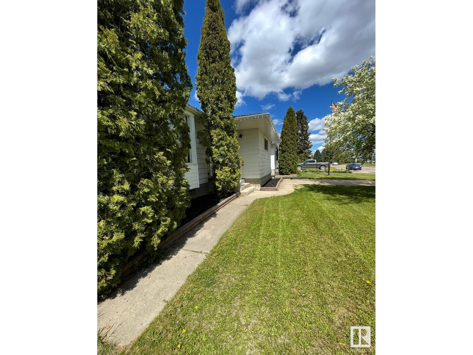 10340 107A Ave