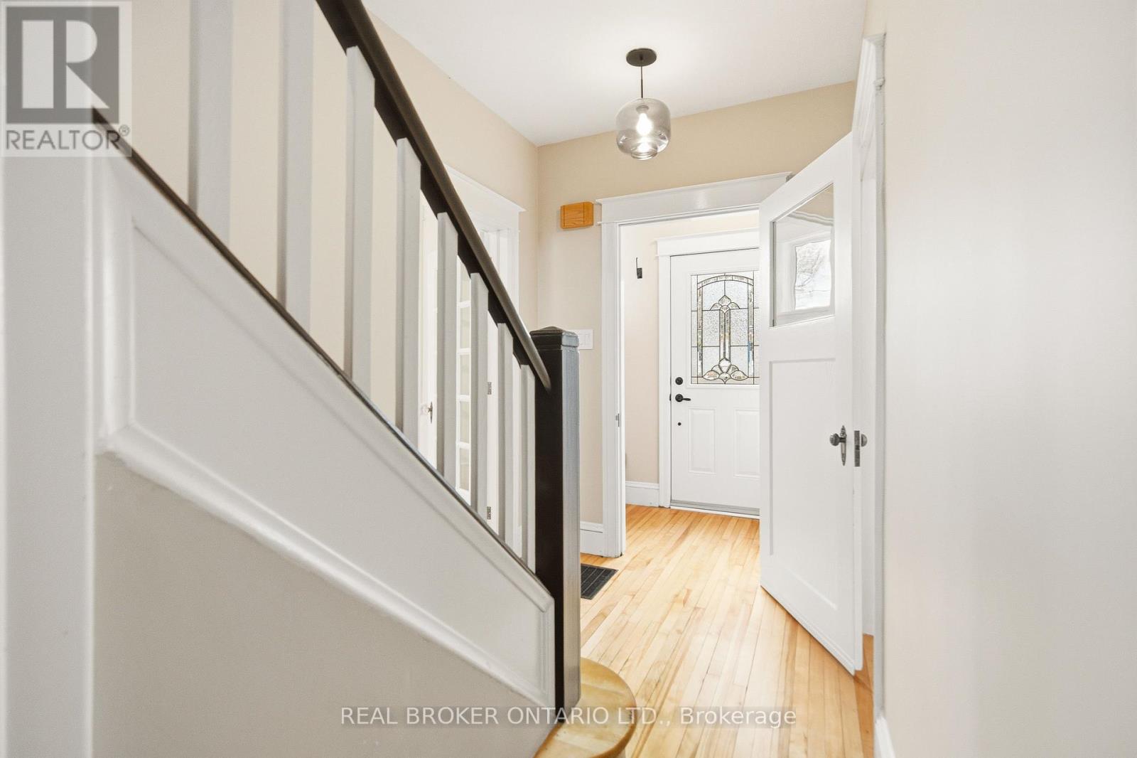 496 HARTLEIGH AVENUE