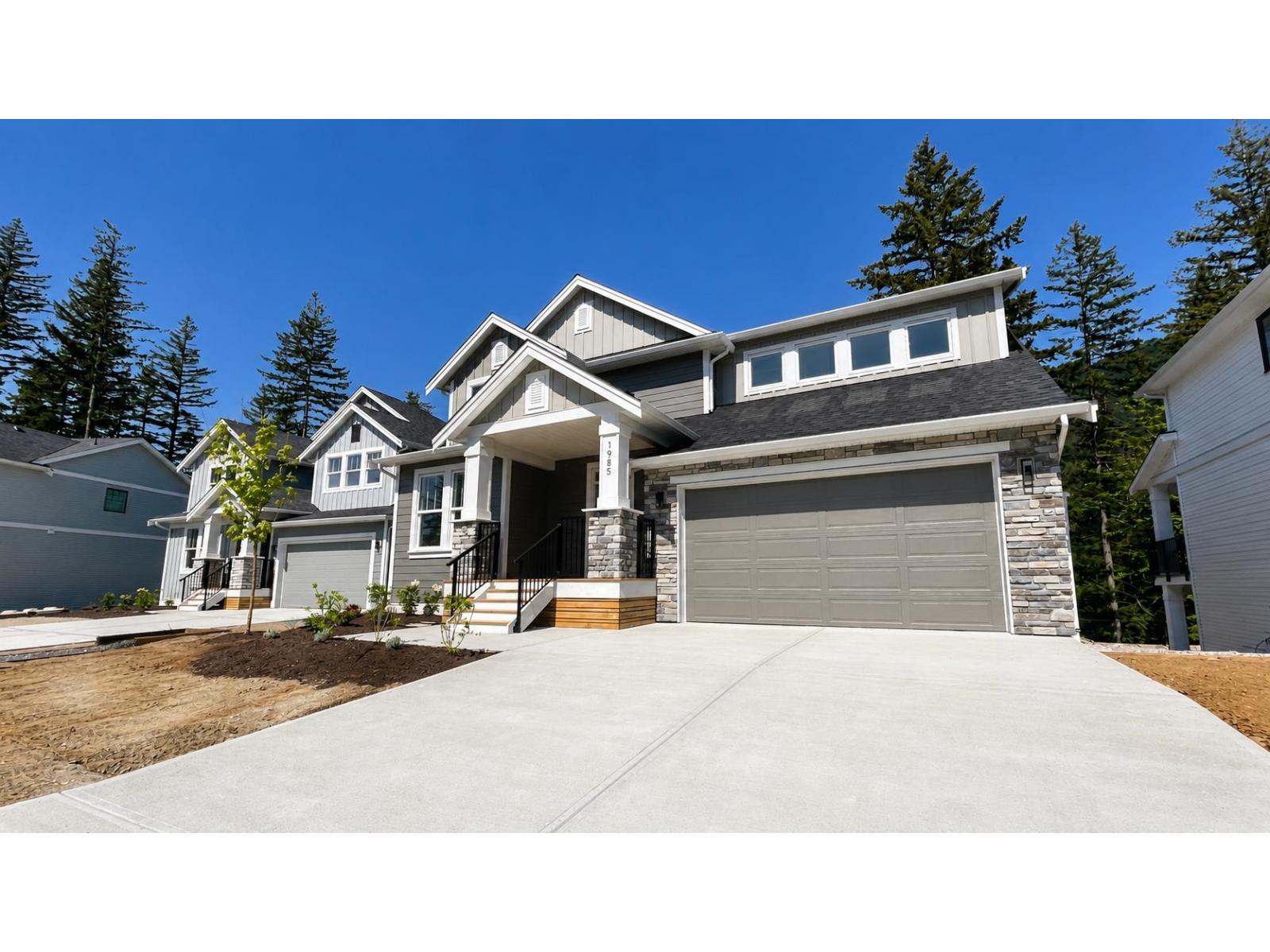 1985 SPARROW HAWK PLACE|Mt Woodside