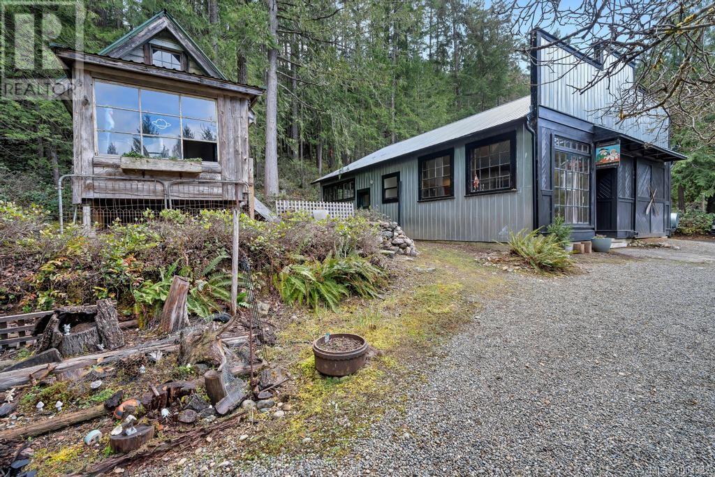 3003 Glen Eagles Rd