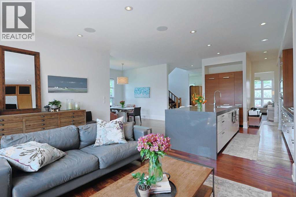 1707 Broadview Road NW