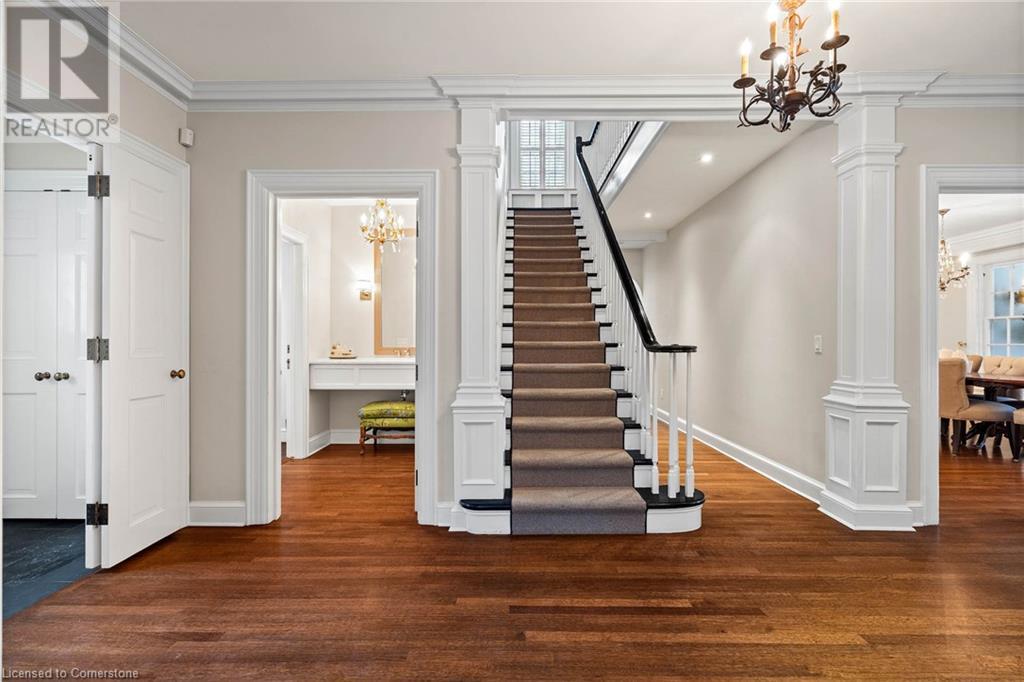 5 MAYFAIR Place