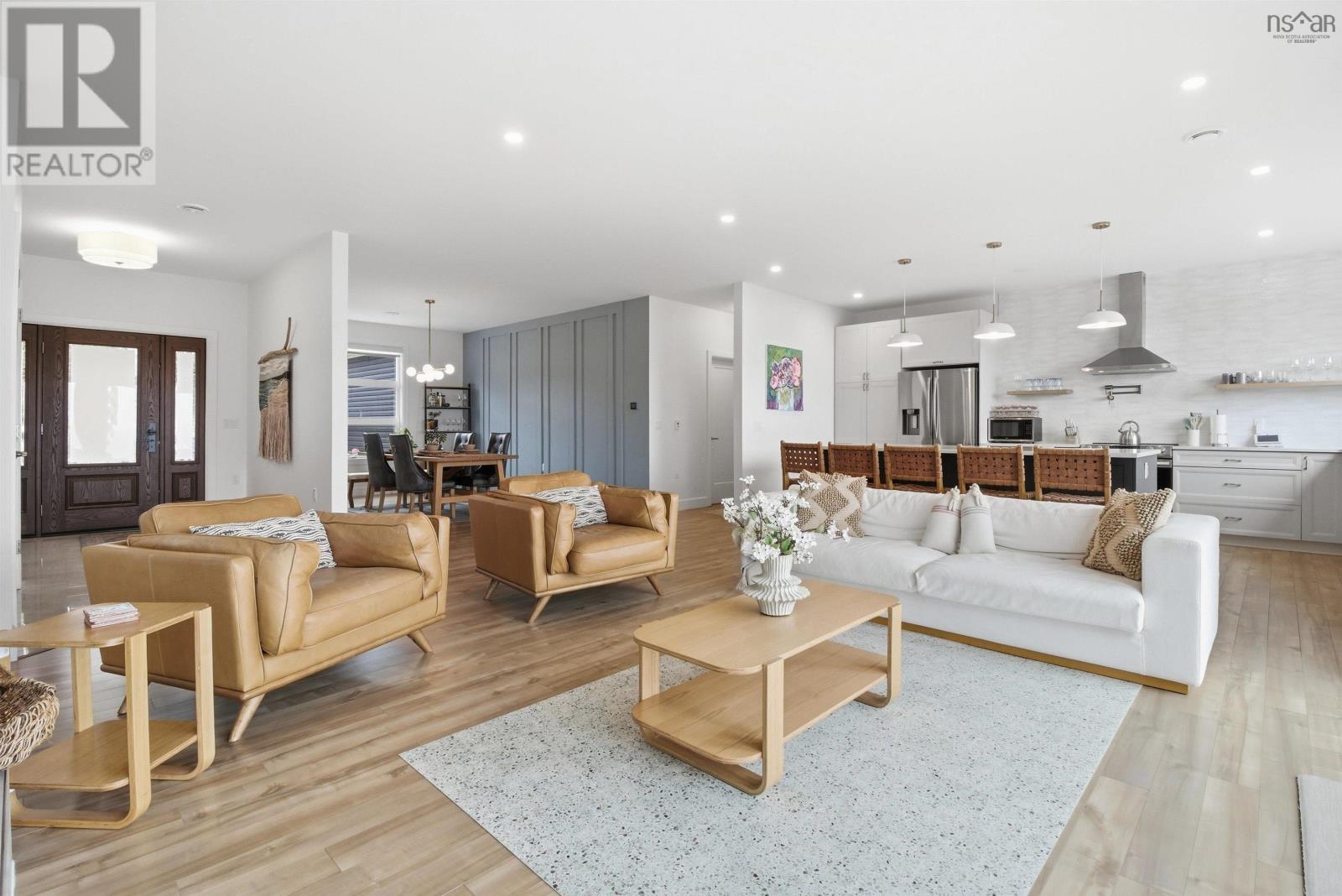 107 Amelinda Crescent