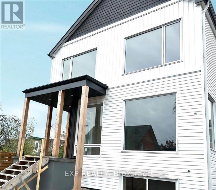 A + B - 25 O'MEARA STREET