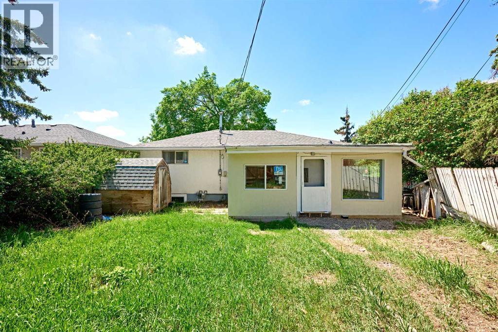 28 CORNELL Place NW