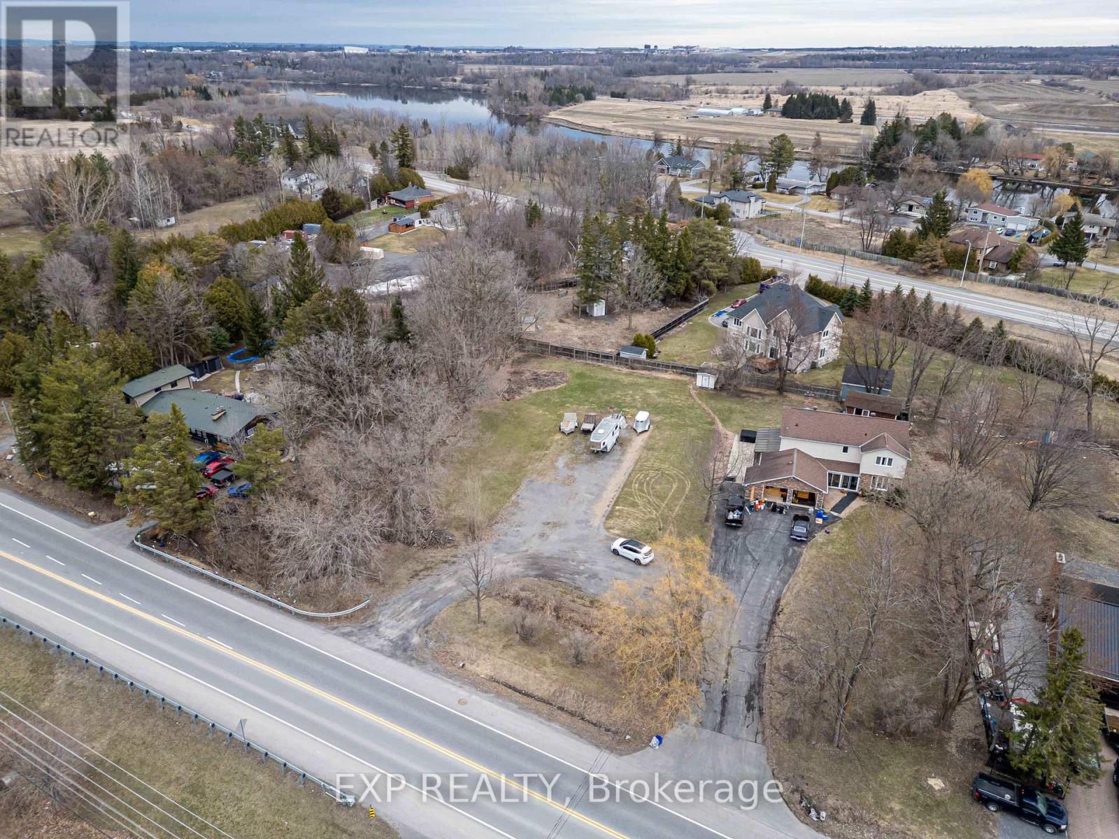 2965 MERIVALE ROAD