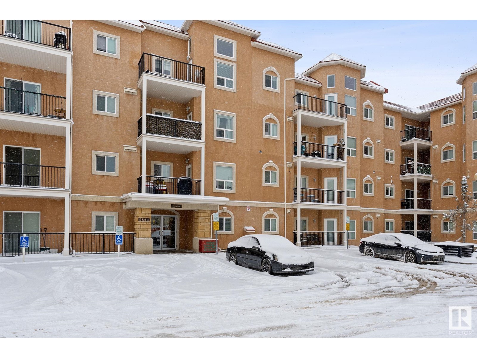 #115 13835 155 AV NW