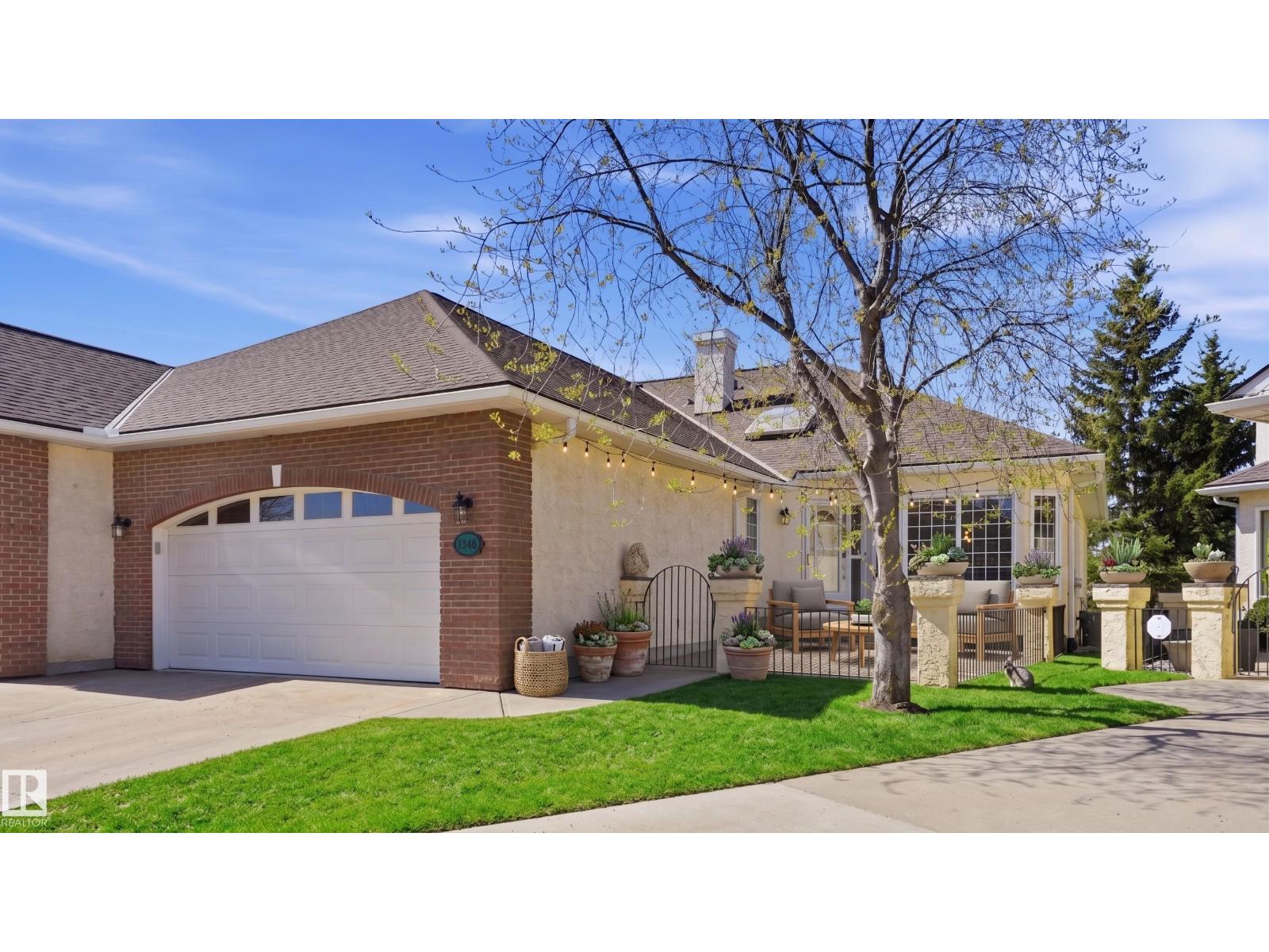1346 Potter Greens DR NW