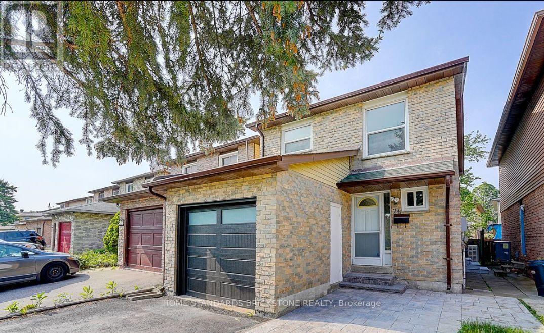 24 BARRINGTON CRESCENT