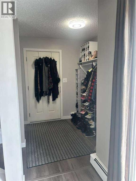 1107, 7201 Poplar Drive