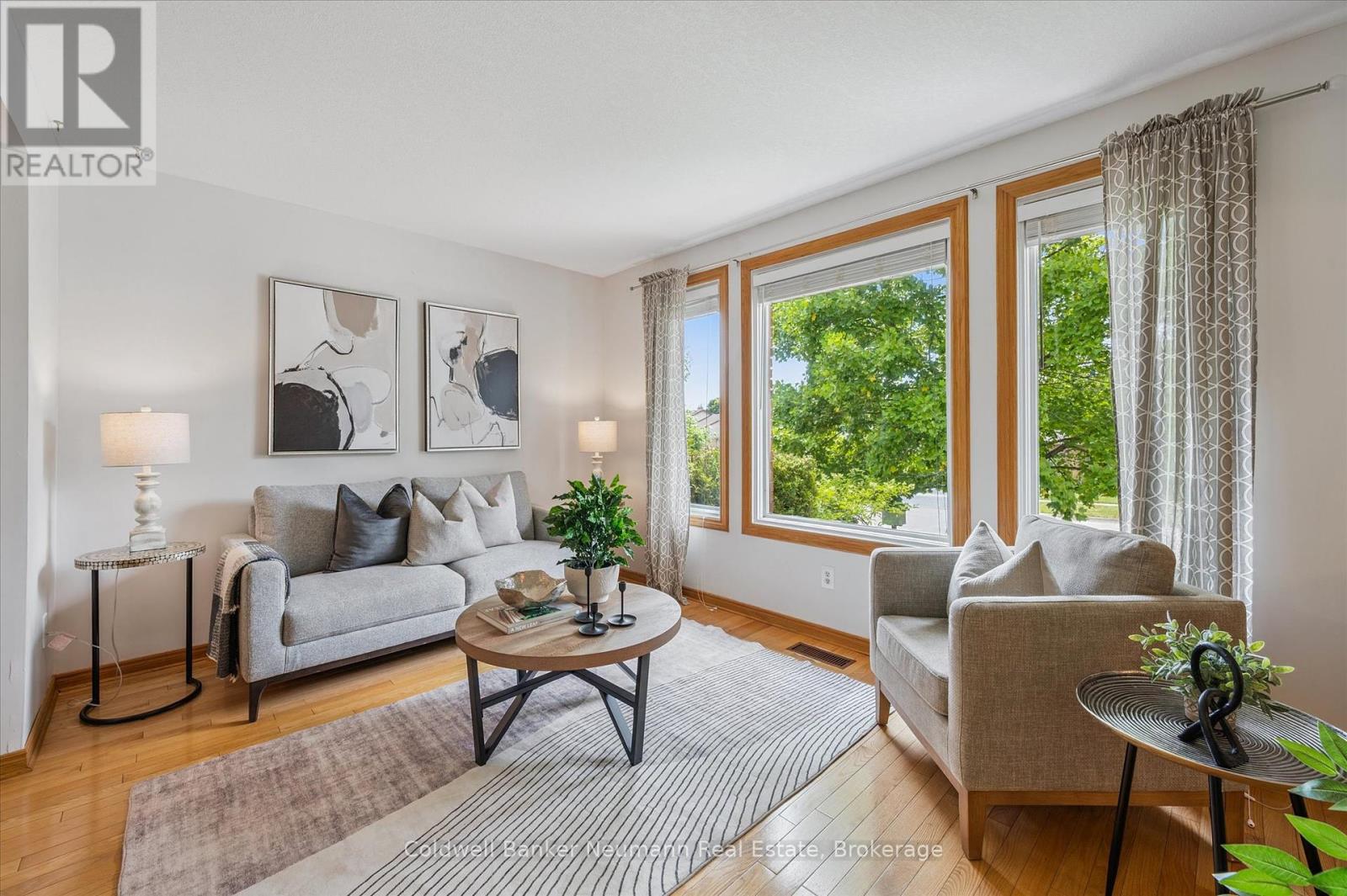 21 OLD COLONY TRAIL
