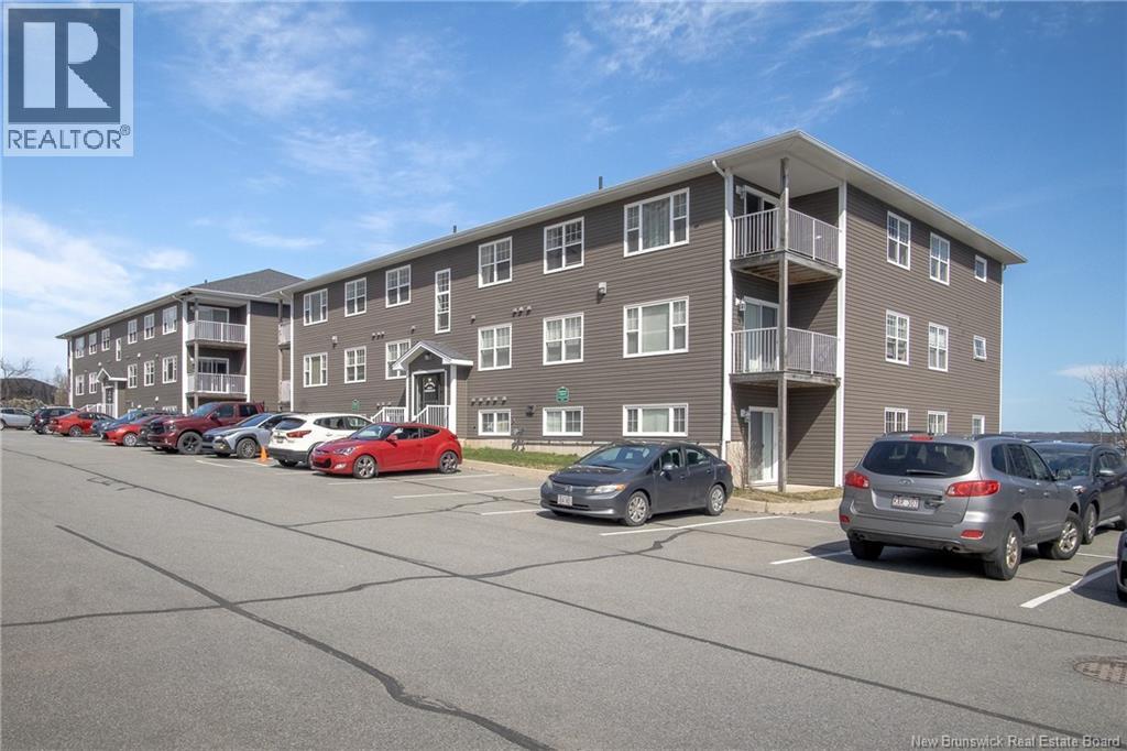 20 King George Court Unit# 302